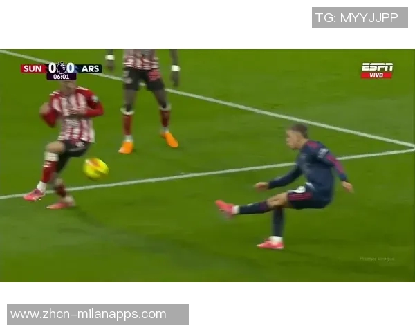 阿苏埃单刀突入禁区遭侵犯裁判未判点球引发强烈不满